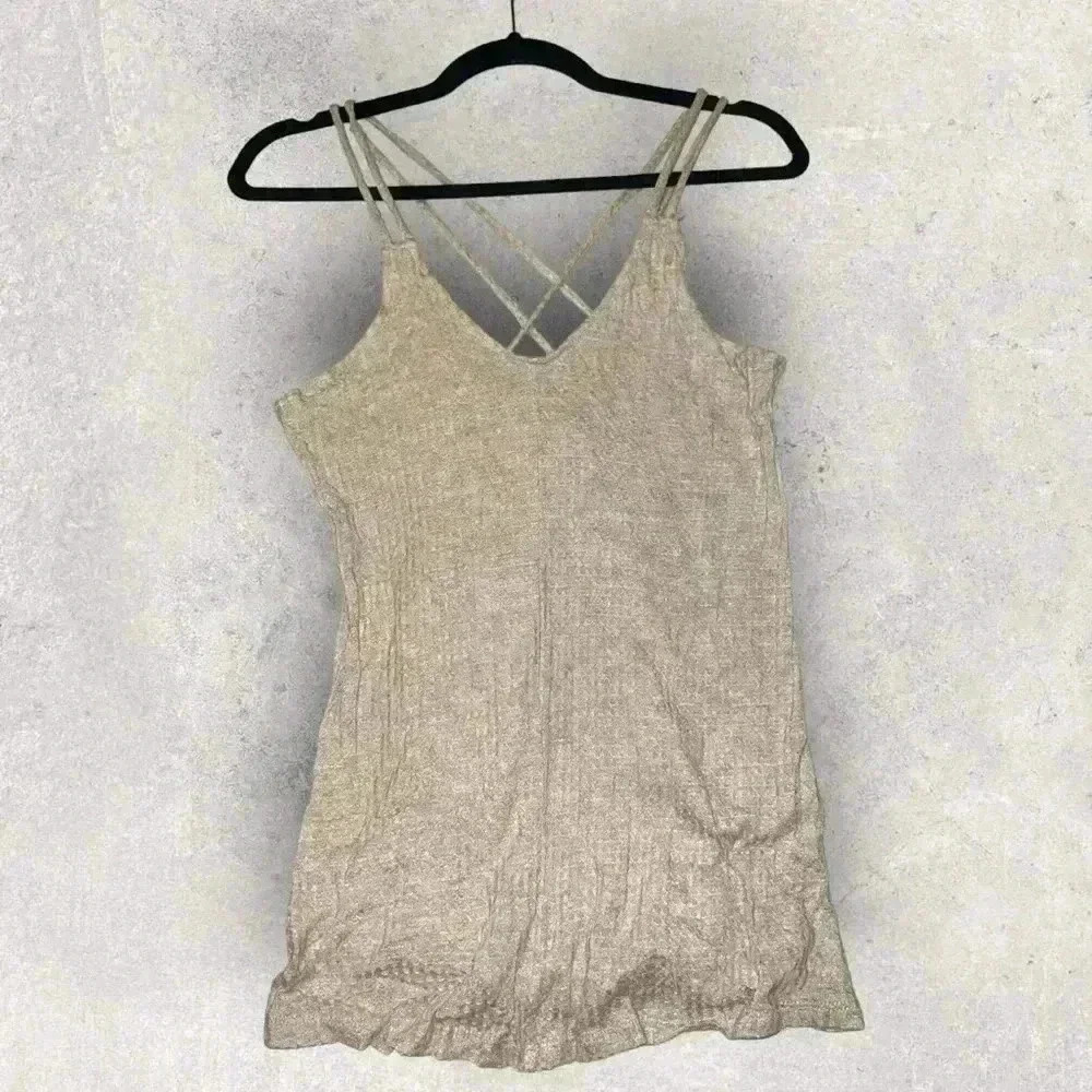 NWT silence + noise cross back tank top size XS